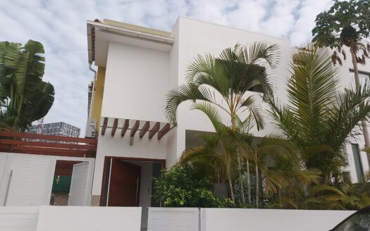 Vivenda V4 – Condomínio Vilas do Atlântico